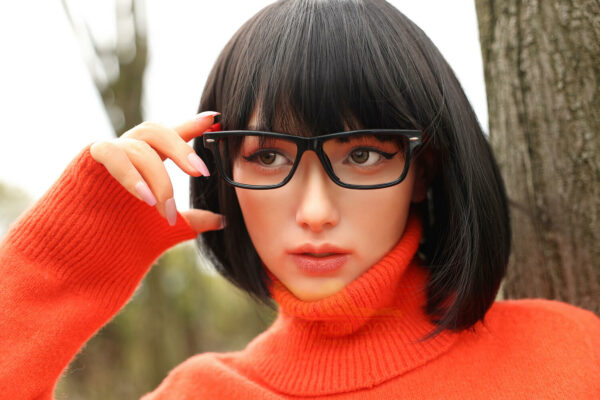 Molly S44 167cm, D-Cup, Irontech Doll, Silicona, Velma de Scooby-Doo - Imagen 3