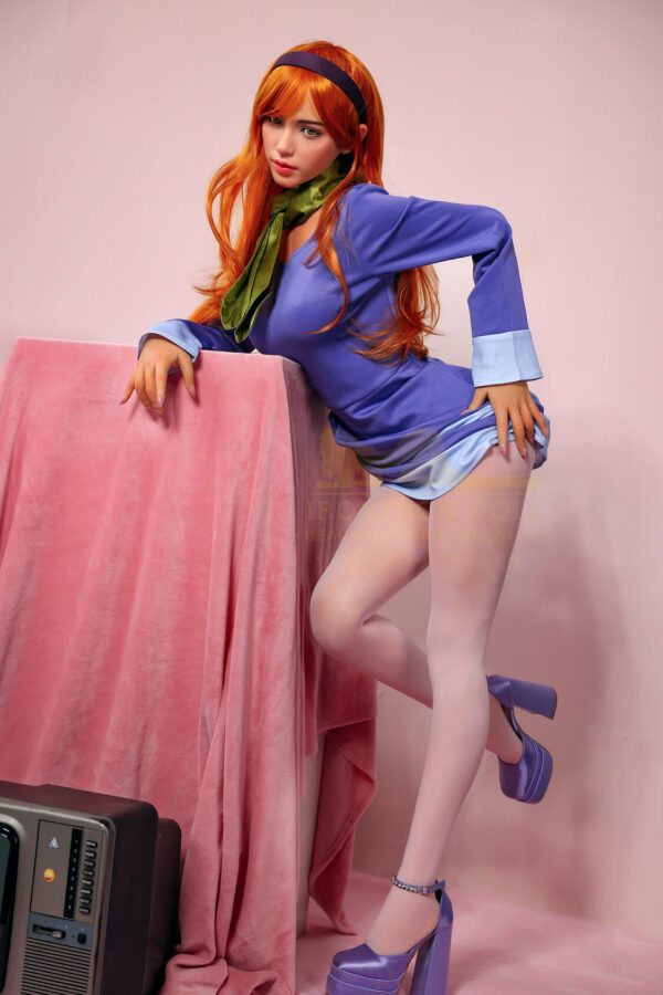 Lexi S42 167cm, D-Cup, Irontech Doll, Silicona, Daphne de Scooby-Doo - Imagen 8