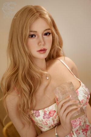 Zoey. A #082SO, T163cm, C-Cup, SEDOLL, Silicona Pro